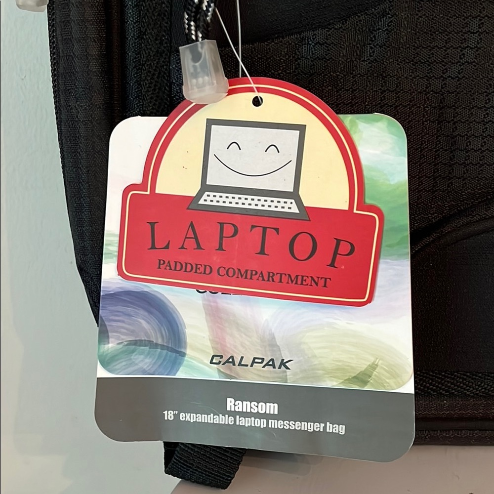 NWT Calpak Ransom 18” Expandable Laptop Messenger Bag - Picture 2 of 5